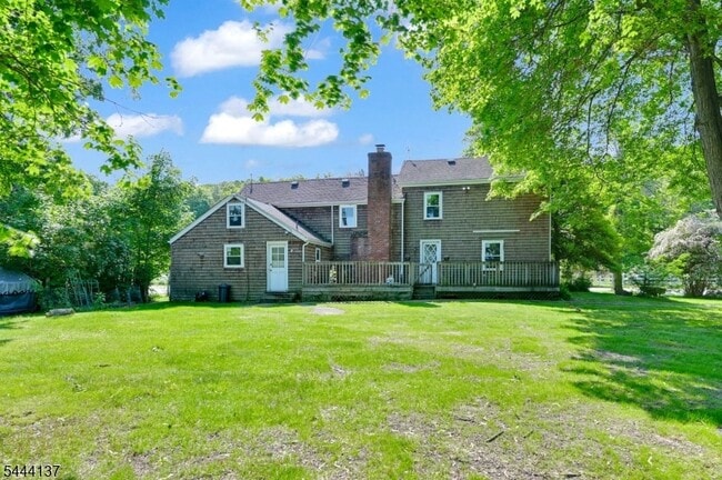 Building Photo - 425 Powerville Rd