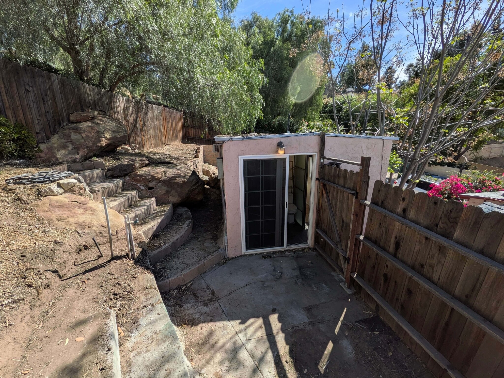 Building Photo - 9401 Notre Dame Ave