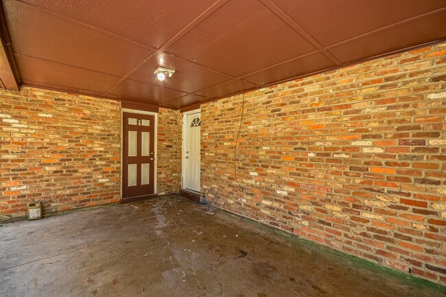 Building Photo - 4244 Sunshine Dr