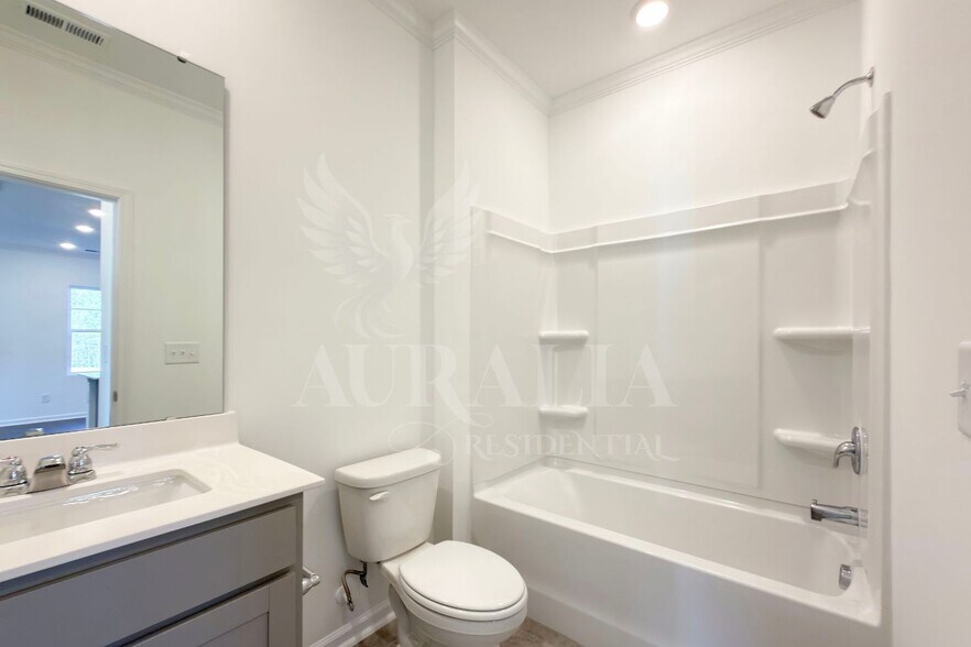 Building Photo - 1036 Red Finch Way