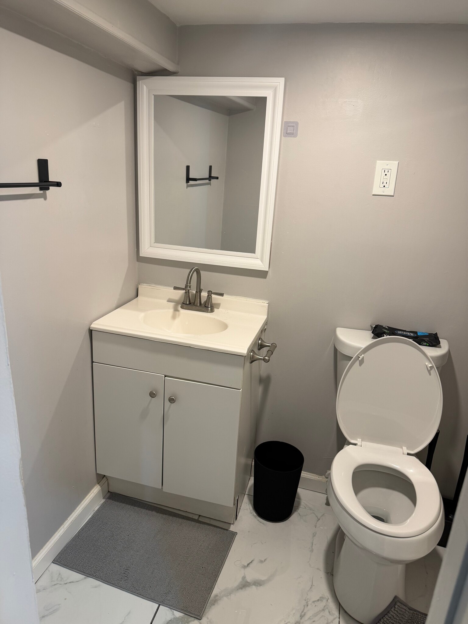 Building Photo - 32 Danforth Ave