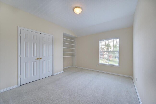 Building Photo - 11914 Newport Shore Dr