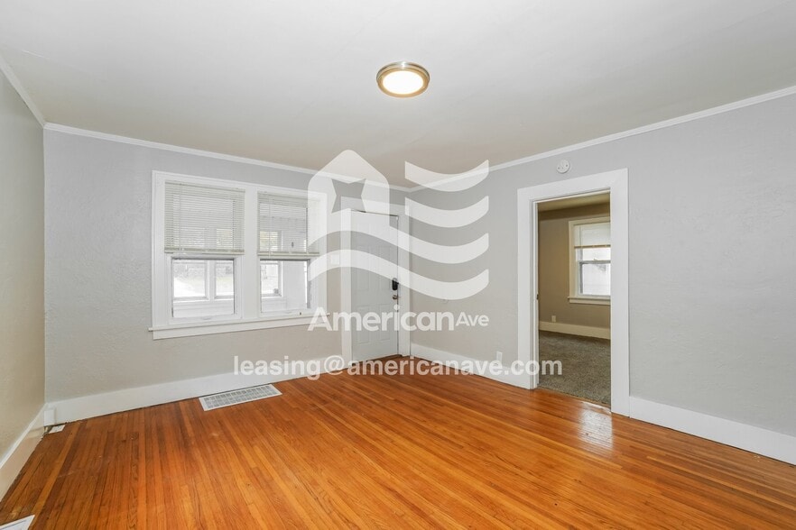 Building Photo - 504 E Forrest Hill Ave