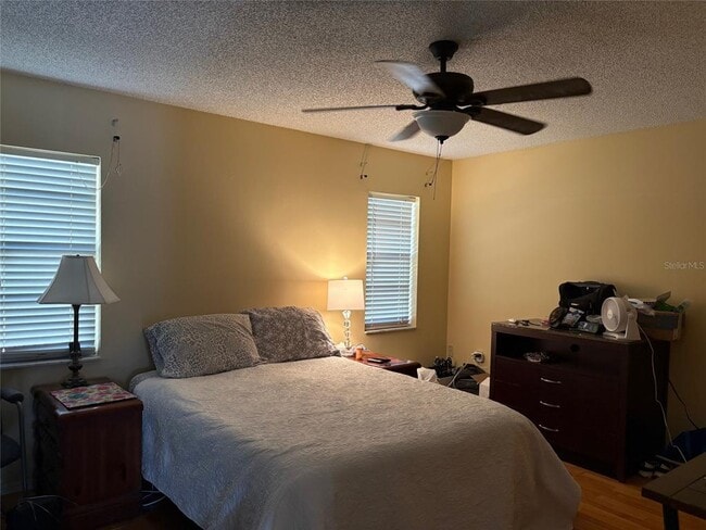 Building Photo - 3813 Staysail Ln