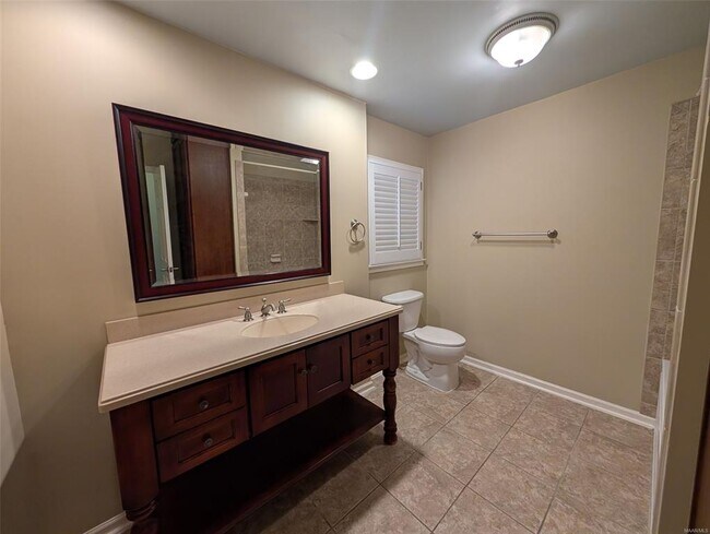 Building Photo - 111 Arrowhead Dr