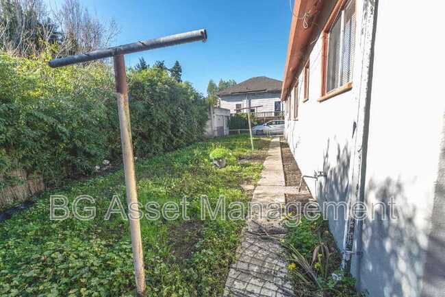 Building Photo - 1812 Rd 20