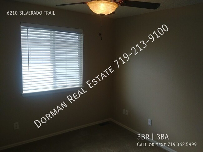 Building Photo - Updated 3 bedroom in Stetson Hills