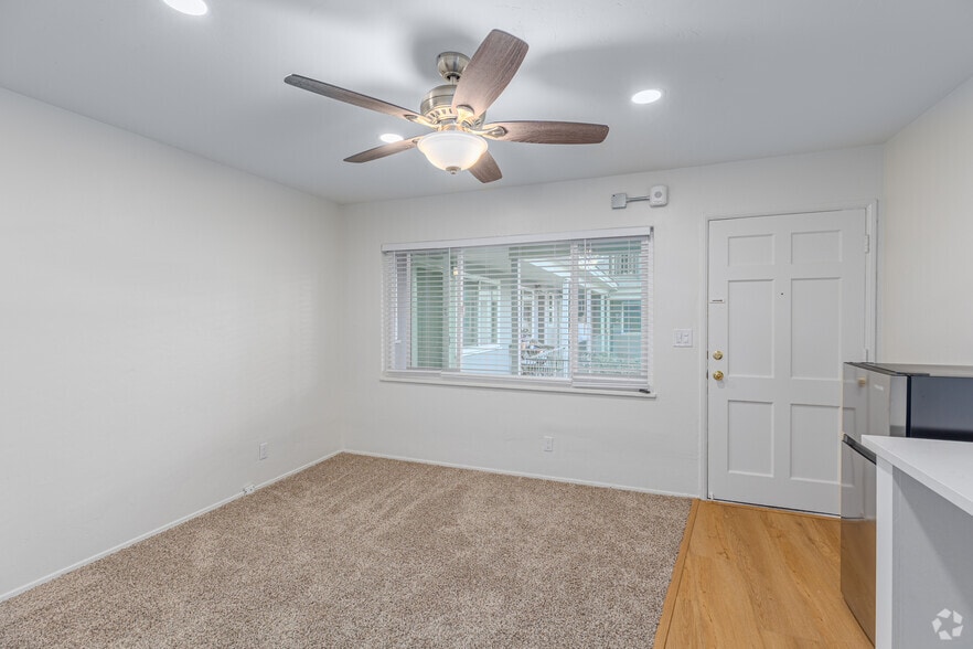 Studio, 1BA - 350SF - Living Room - The Theater Apartments