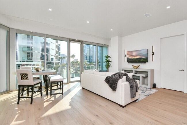 Building Photo - 1600 Post Oak Blvd