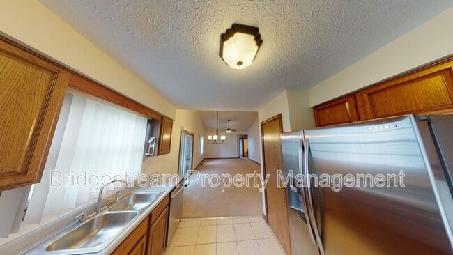 Building Photo - 1632 Tamworth Cir