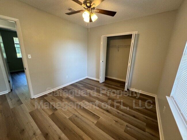 Building Photo - 1116 Winton Ave