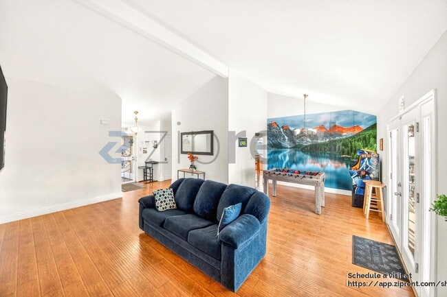 Building Photo - 1745 Buckeye St