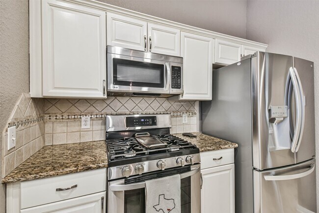 Building Photo - 4214 Maidenhead Dr