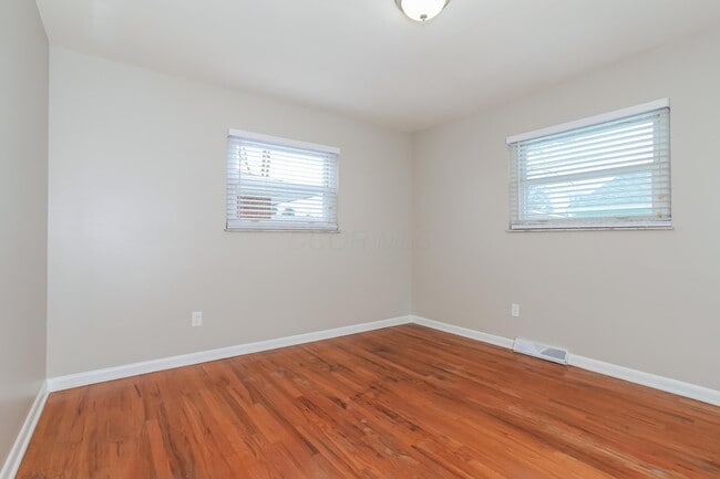 Building Photo - 1538 Shanley Dr