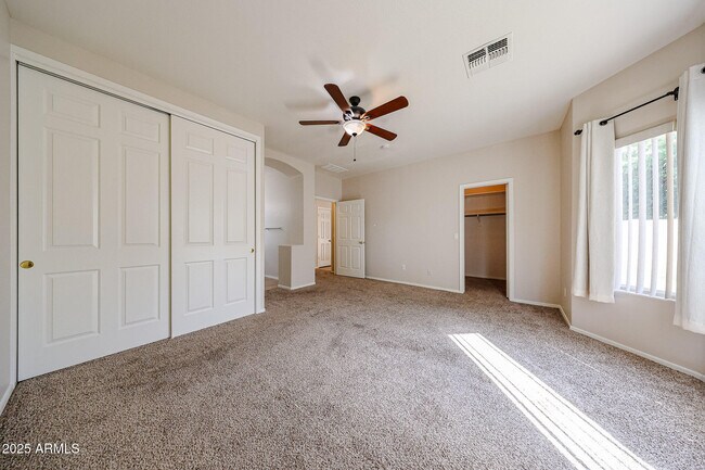 Building Photo - 8442 W Mary Ann Dr