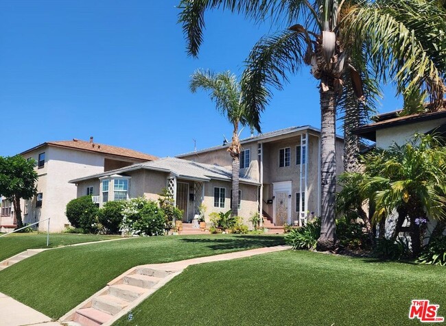 Building Photo - 1708 S Crescent Heights Blvd