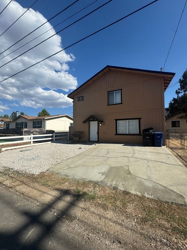Building Photo - 4 Bed 2 Bath Home for Rent