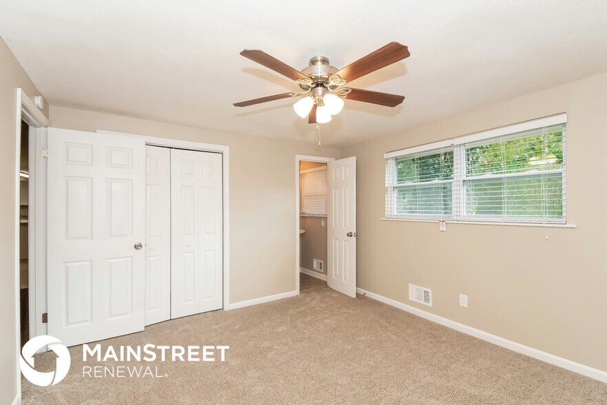 Building Photo - 6200 King Arthur Dr