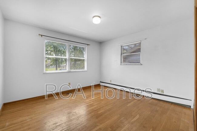 Building Photo - 1508 Castle Ave