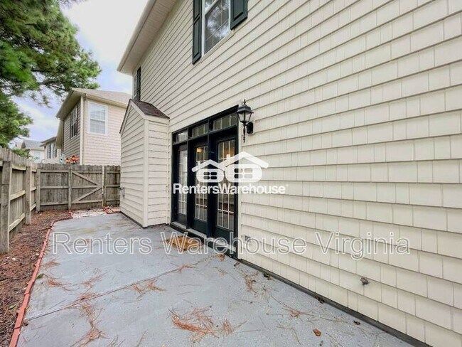 Building Photo - 446 Blue Beech Way