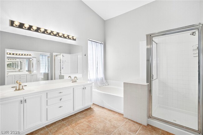 Building Photo - 2750 Pine Flat Ct