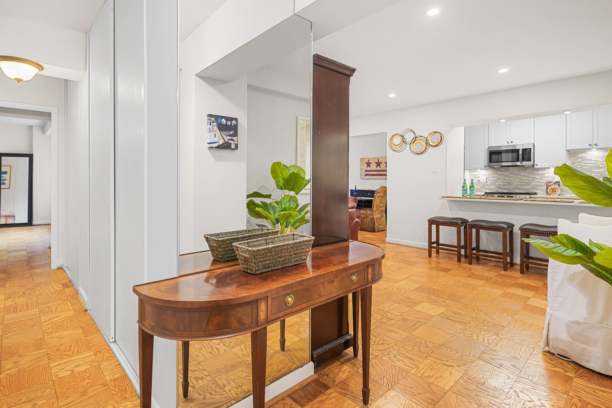 Building Photo - 4201 Cathedral Ave NW