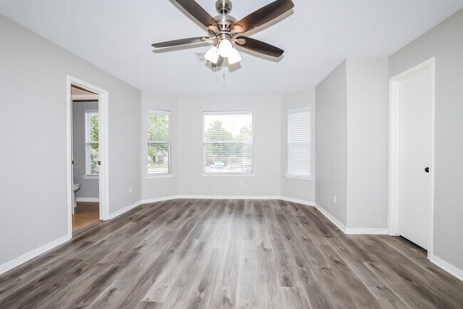 Building Photo - 6642 Durango Creek Dr
