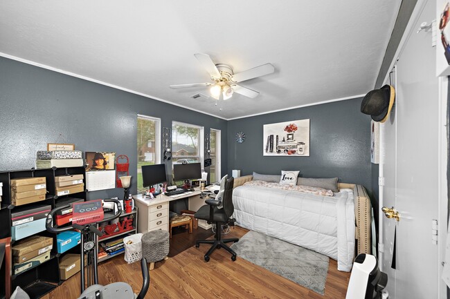 Building Photo - 1110 Ambrosden Ln