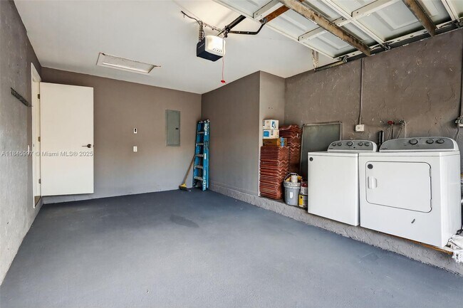 Building Photo - 17329 NW 62nd Ct