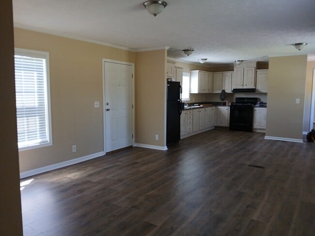 Building Photo - 30 Rising Sun Ln