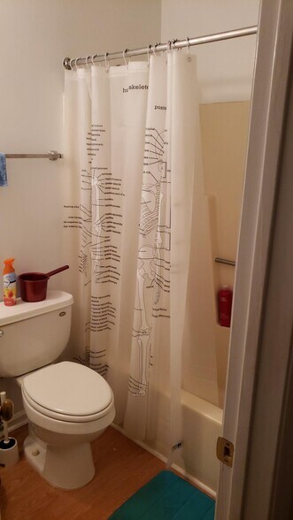 Building Photo - 2420 Ridge Rd