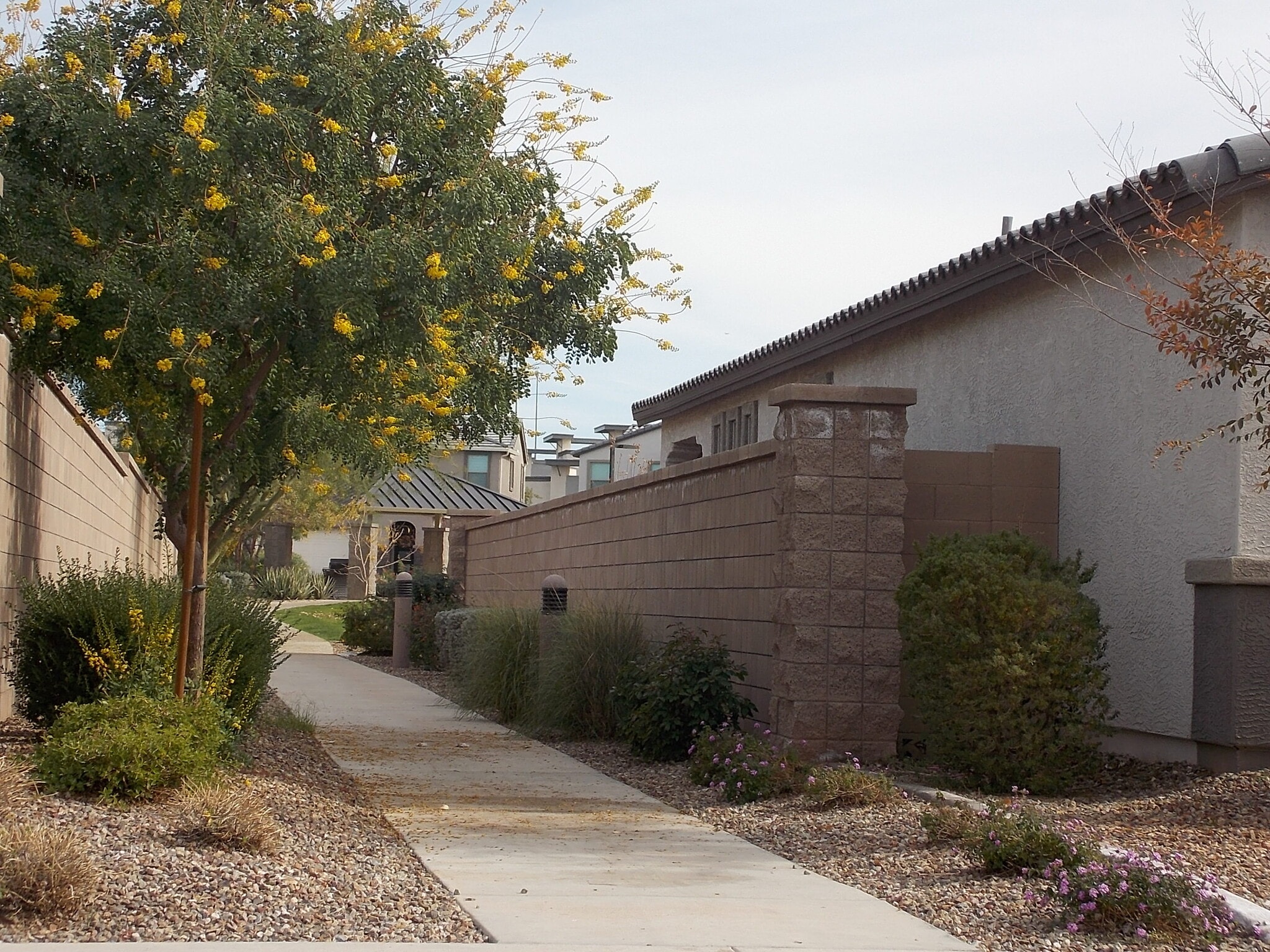 Building Photo - 1863 S 82nd Pl