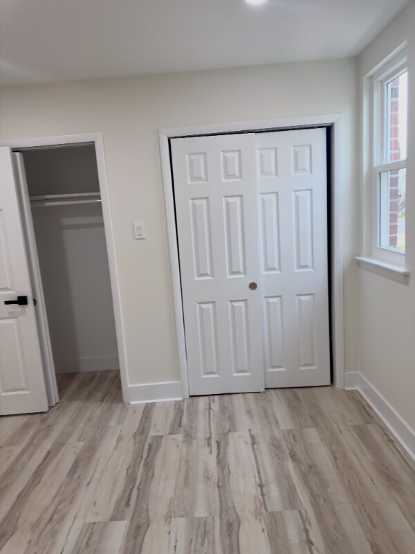 Building Photo - 10018 Jeanes St