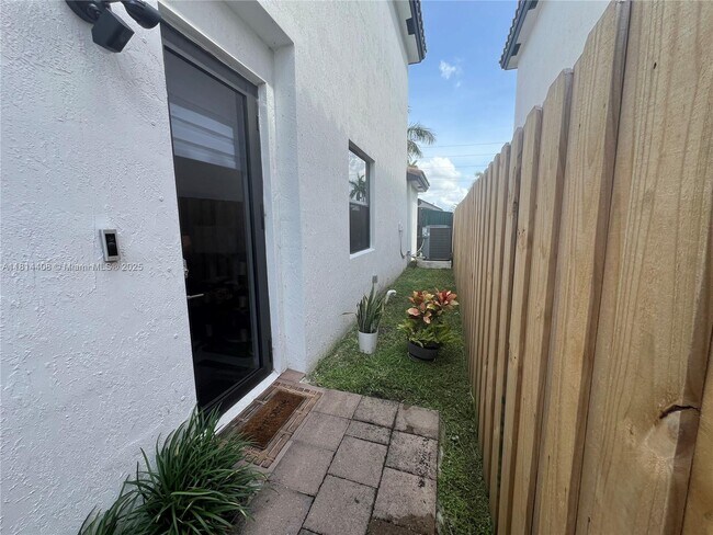Building Photo - 11751 SW 248th Terrace