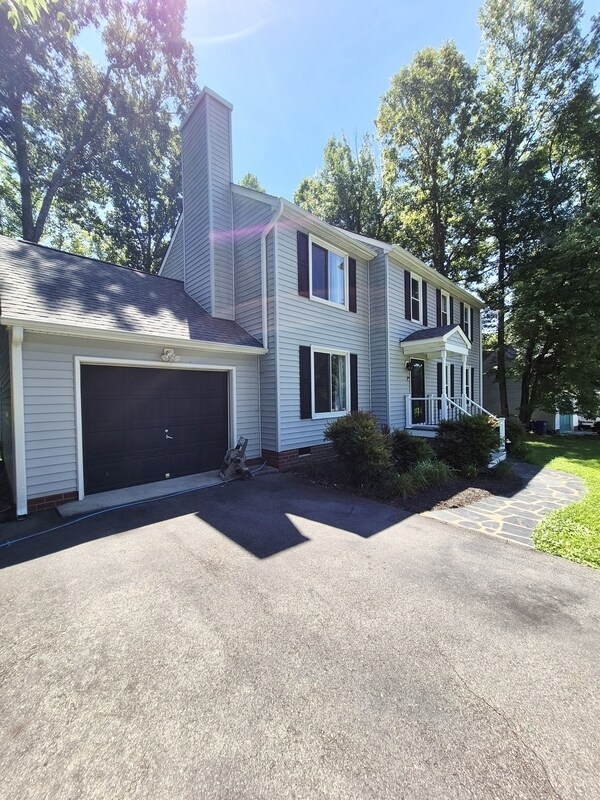 Building Photo - 9019 Double Tree Ln