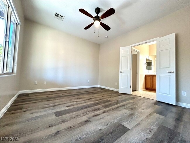 Building Photo - 6167 Saddle Horse Ave