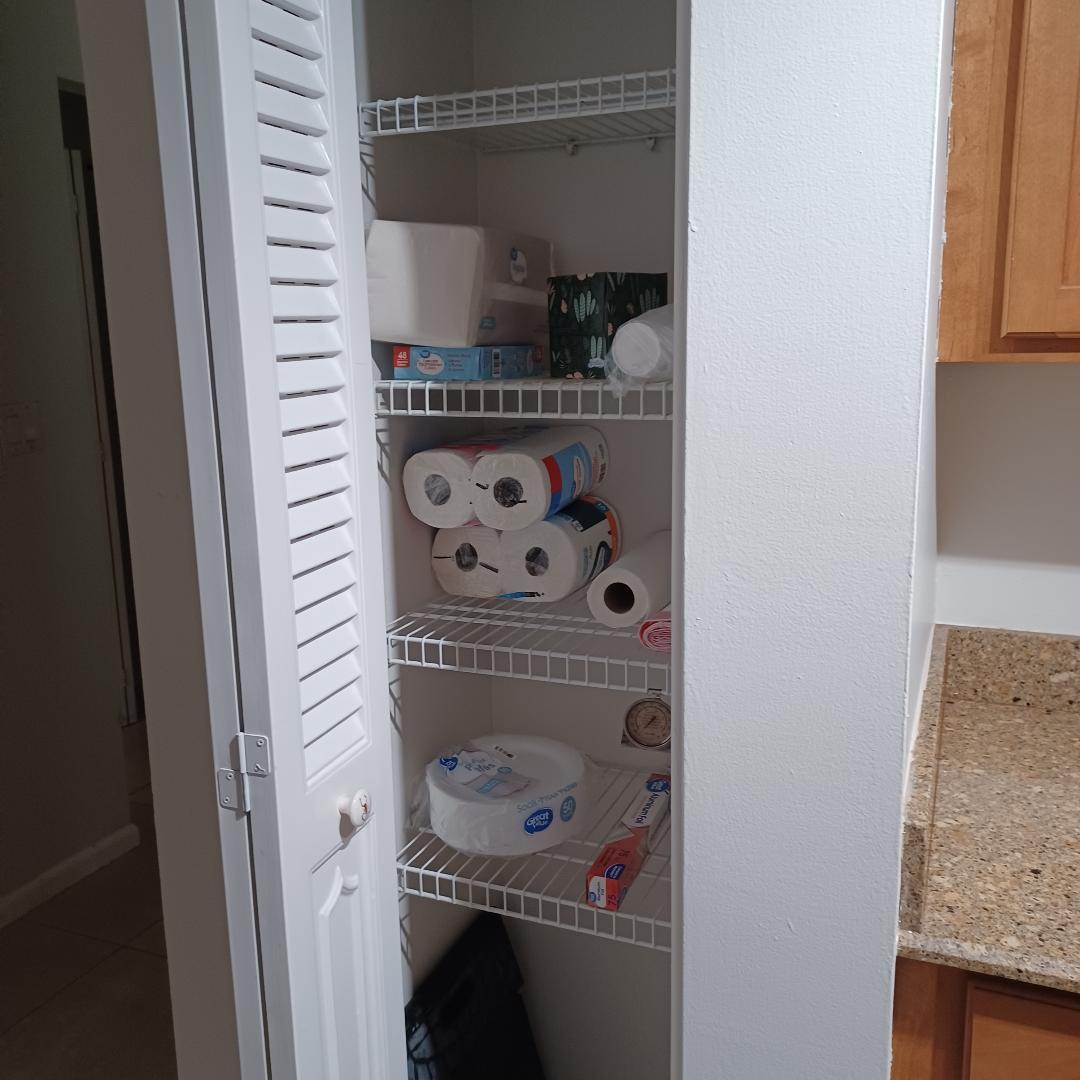 Pantry - 3940 Arelia Dr S
