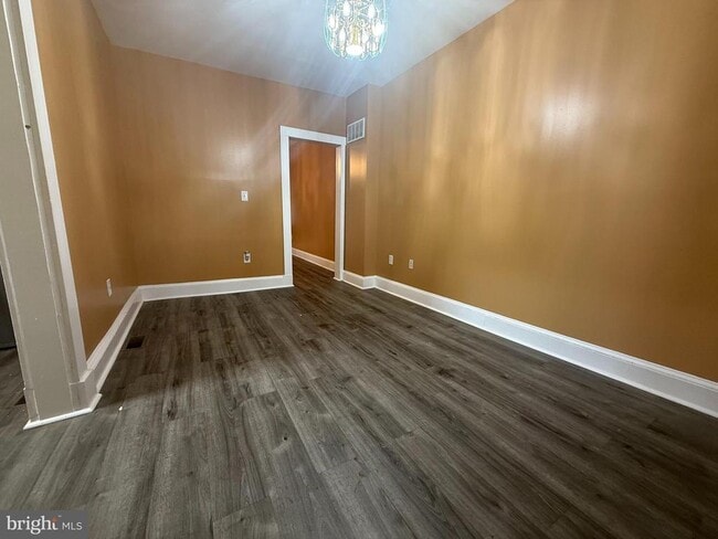 Building Photo - 720 Springfield Ave