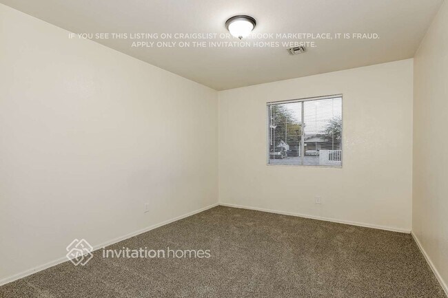 Building Photo - 2222 W Bowker St