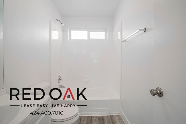 Building Photo - 14039 Archwood St