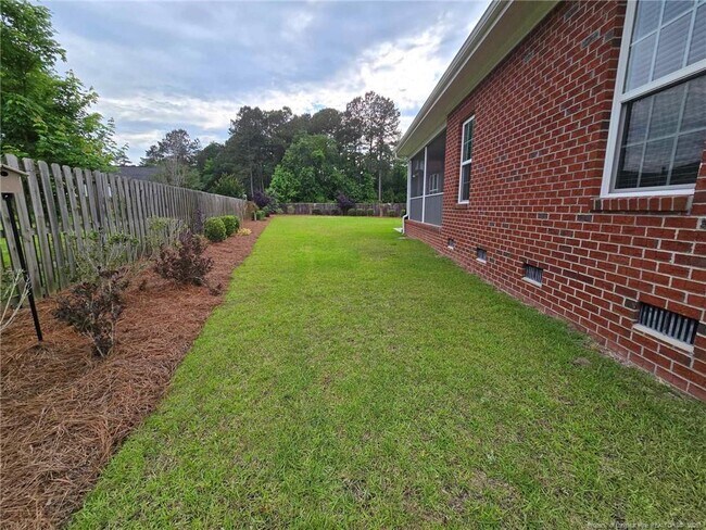 Building Photo - 3709 Linton Ct