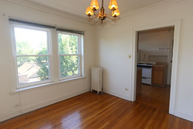 Building Photo - 4216 N Clark St