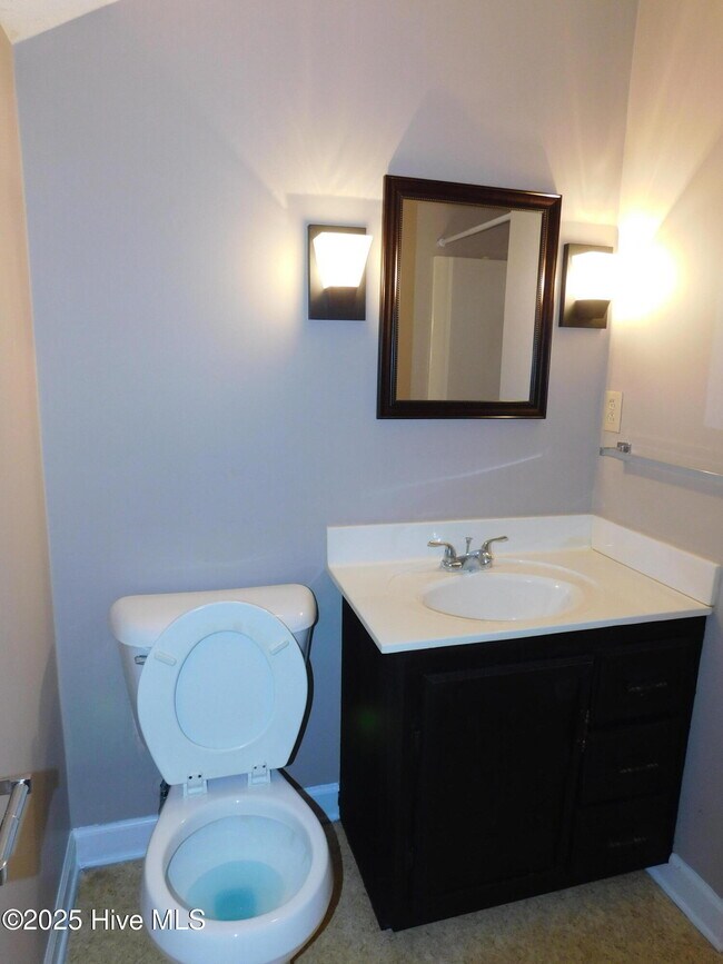 Building Photo - 6109 Schooner Ct