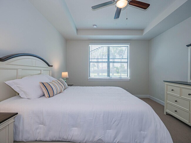 Building Photo - 5163 Longhorn Dr