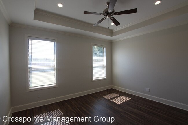 Building Photo - 4 br, 2.5 bath House - 1243 Nate Circle