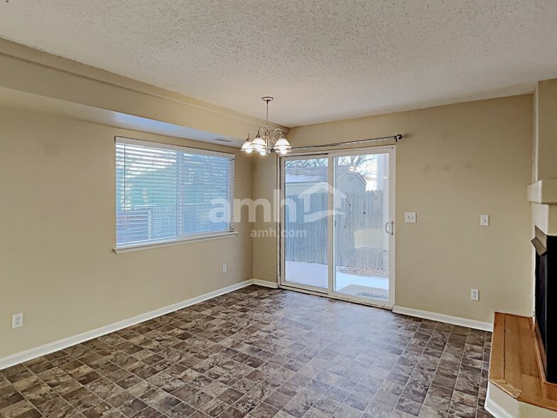 Building Photo - 4076 Orleans Ct