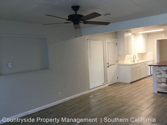 Building Photo - 3 br, 2 bath House - 4705 E. Brown Avenue