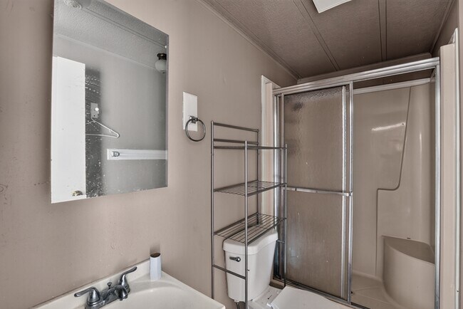 Building Photo - 2609 Joyce Dr