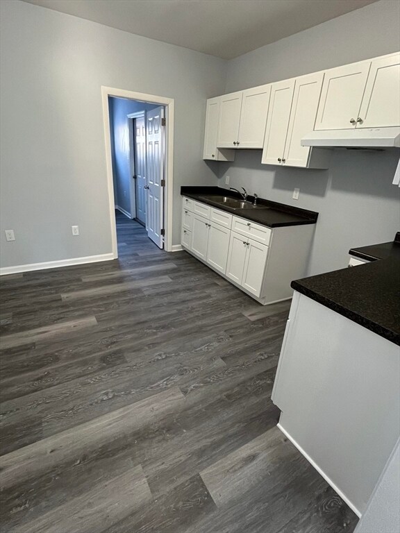 Building Photo - 106 Kilburn St