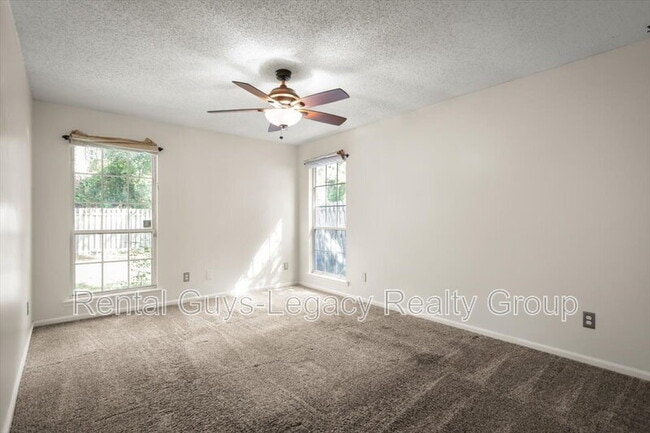 Building Photo - 3633 Carol Ann Ln